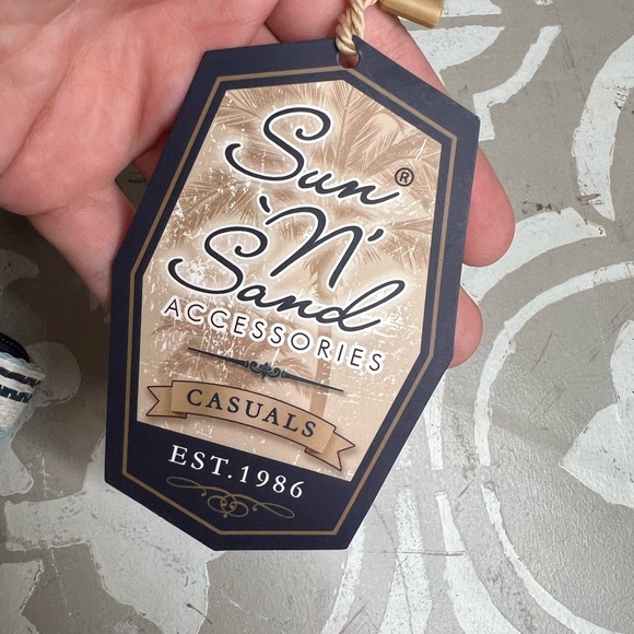 NWT Sun N’ Sand | 2pc Tote And Pouch Set - Picture 6 of 10